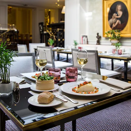 Hotel San Régis 5*