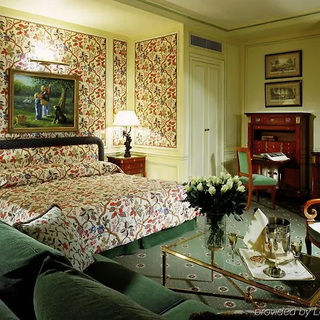 San Régis 5* Paris