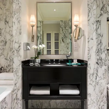 San Regis Paris