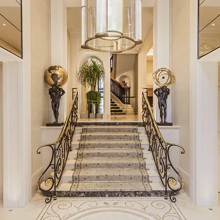 圣瑞吉斯酒店 5* 巴黎