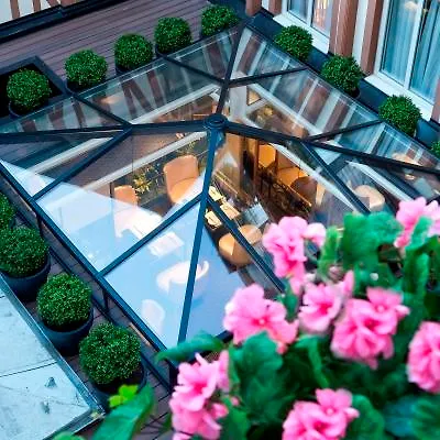San Regis Paris