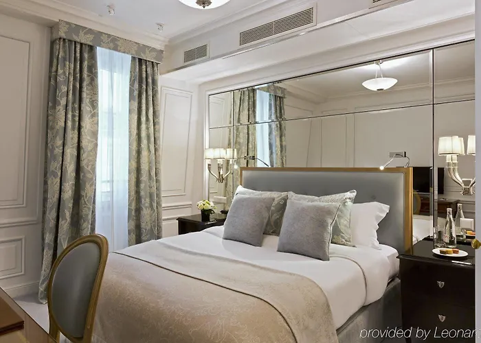 San Regis מלון 5*