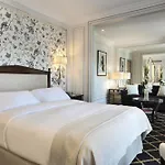 San Regis Hotel