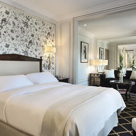 San Regis Hotel
