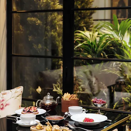 San Regis Paris