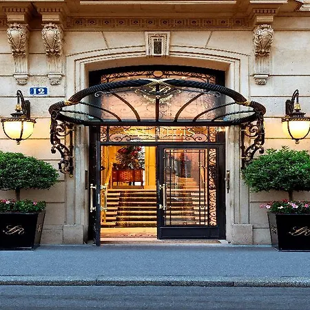 San Regis Paris